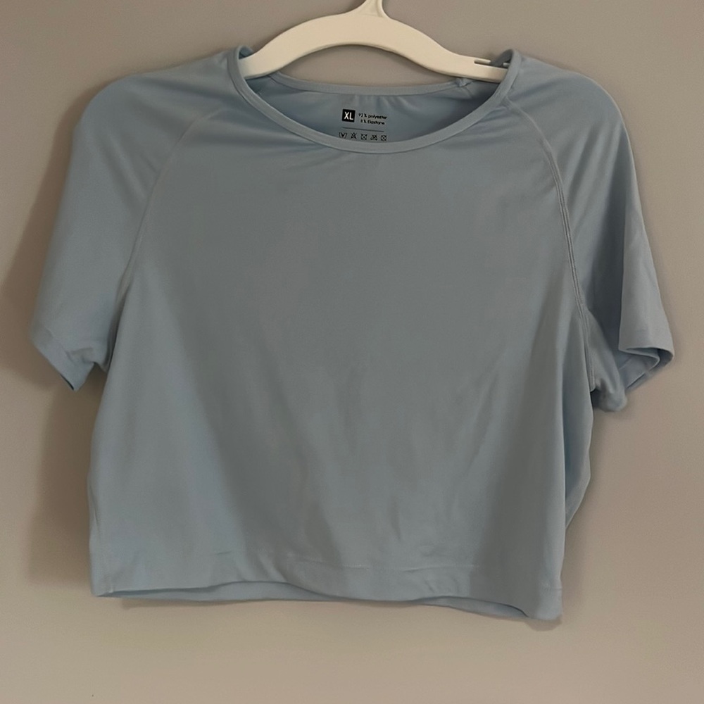 Crop top NWOT